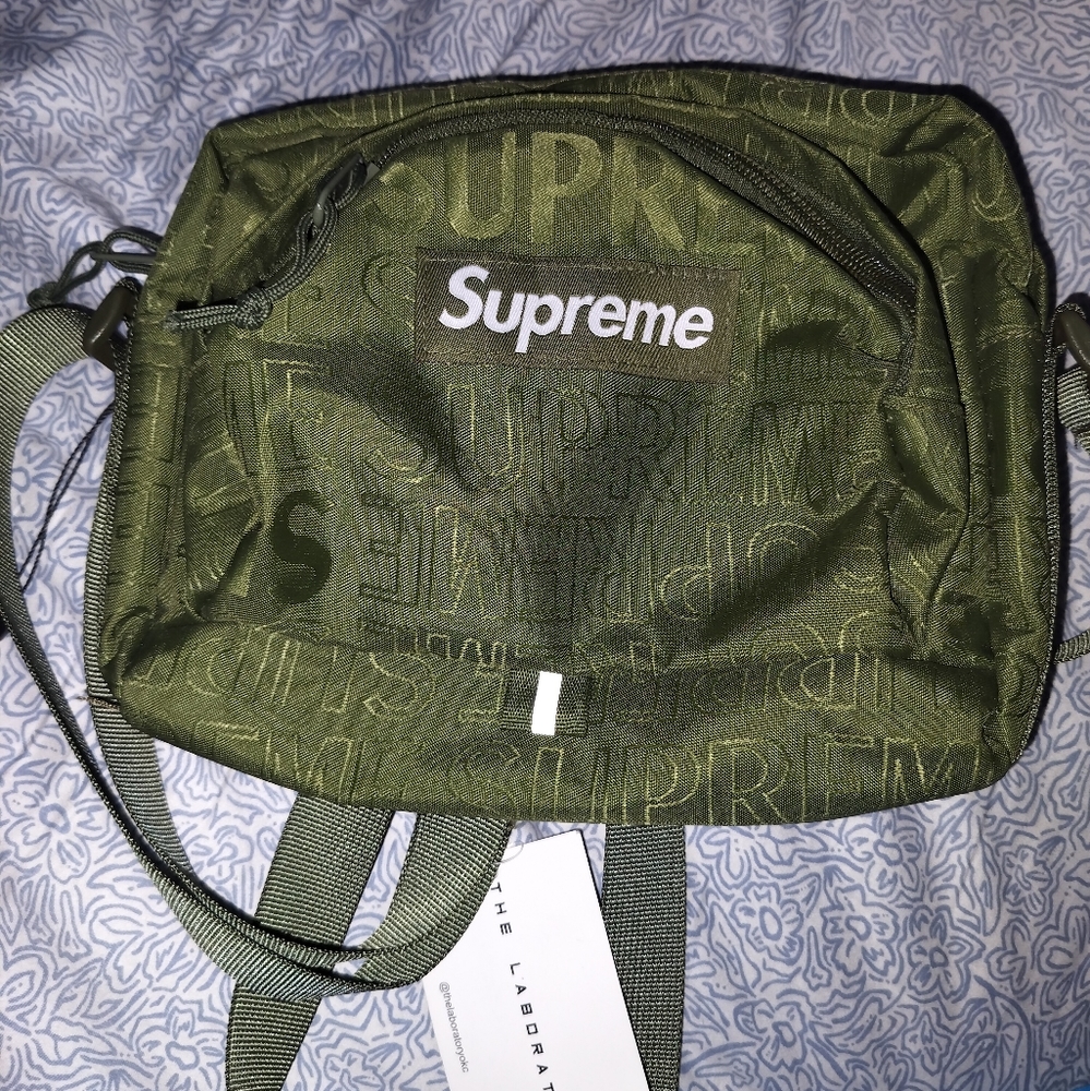 NWT SUPREME CORDURA CROSSBODY BAG